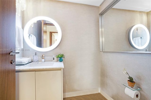 330 Sunny Isles Blvd 5-2403, Sunny Isles Beach, FL 33160