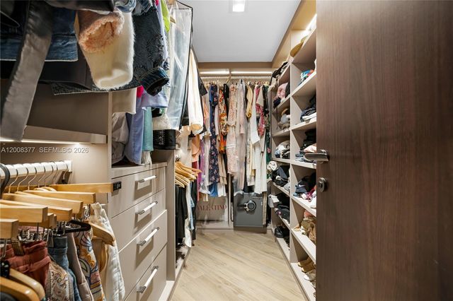 330 Sunny Isles Blvd 5-2403, Sunny Isles Beach, FL 33160