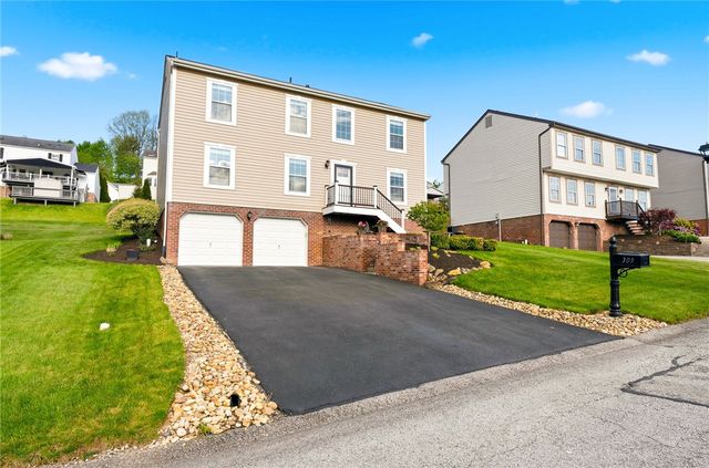 309 Carriage Blvd, Plum Boro, PA 15239
