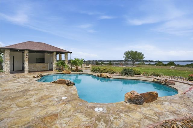 1260 County Road 3651, Sandia, TX 78383