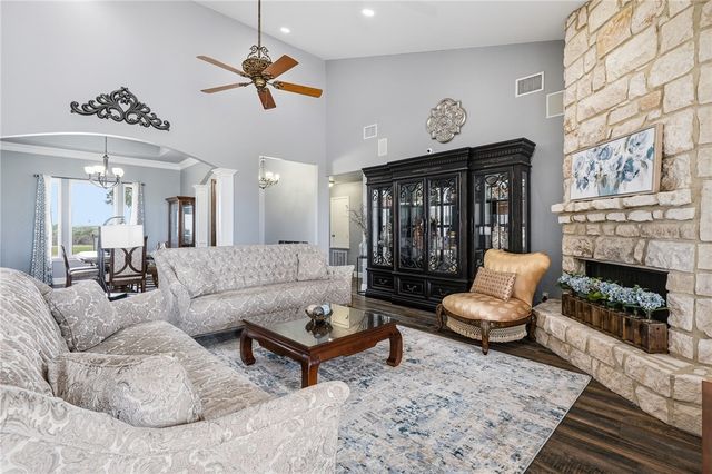 1260 County Road 3651, Sandia, TX 78383