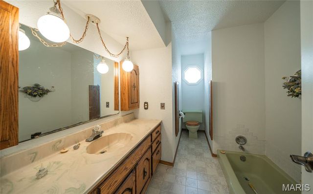 1561 Notre Dame Drive, Bonne Terre, MO 63628