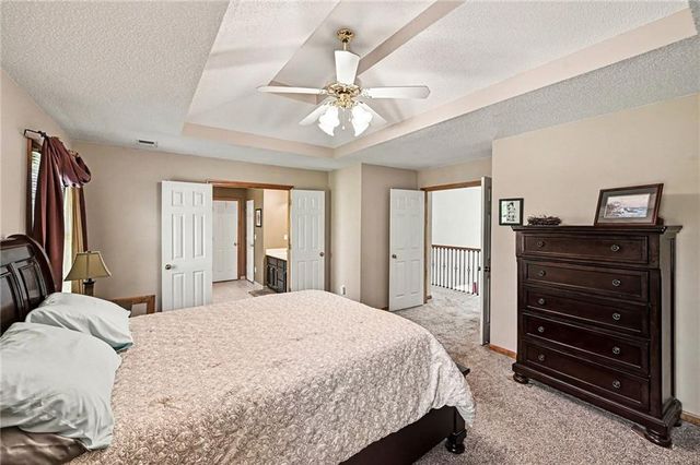 7523 N Skiles Court, Kansas City, MO 64158