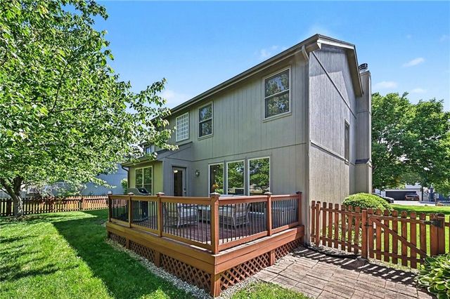 7523 N Skiles Court, Kansas City, MO 64158