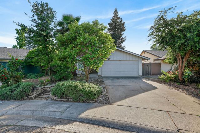 2744 Catania Way, Sacramento, CA 95826