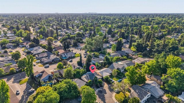 2744 Catania Way, Sacramento, CA 95826