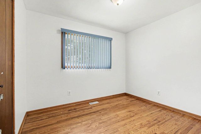 9 Edison Avenue, Ypsilanti, MI 48197