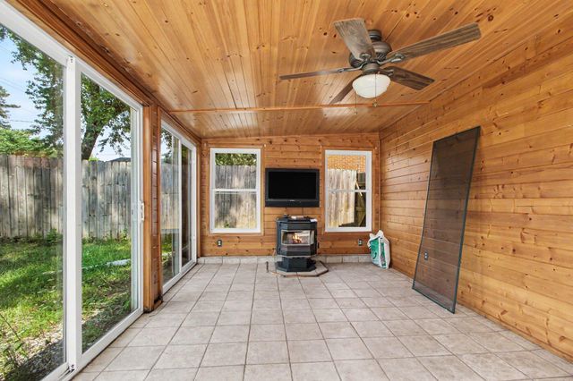 9 Edison Avenue, Ypsilanti, MI 48197