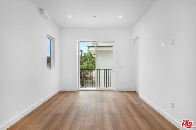 726 Robinson Street 2, Los Angeles, CA 90026