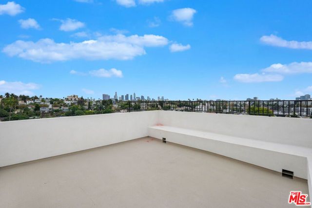 726 Robinson Street 2, Los Angeles, CA 90026