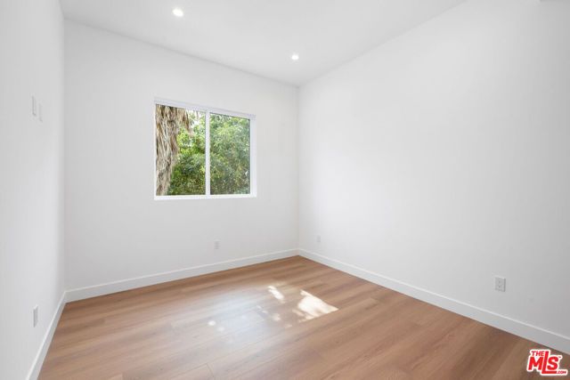 726 Robinson Street 2, Los Angeles, CA 90026