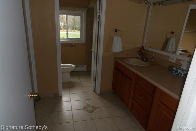 48041 SUGARBUSH Road, Chesterfield Twp, MI 48047