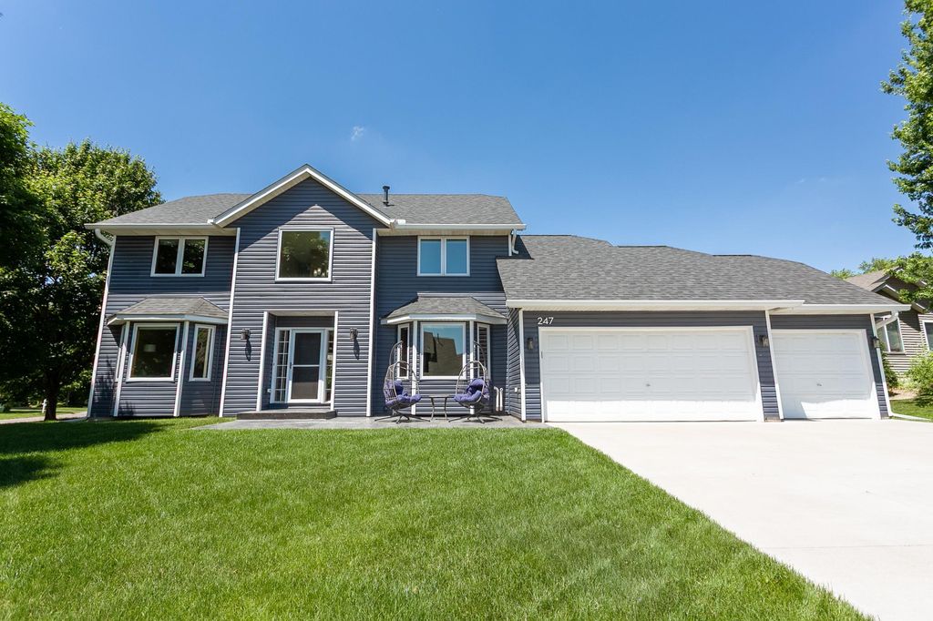 247 Pendryn Hill Circle, Woodbury, MN 55125 — photo 2