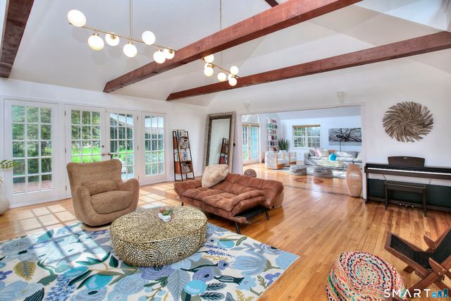 220 Stonewall Lane, Fairfield, CT 06824