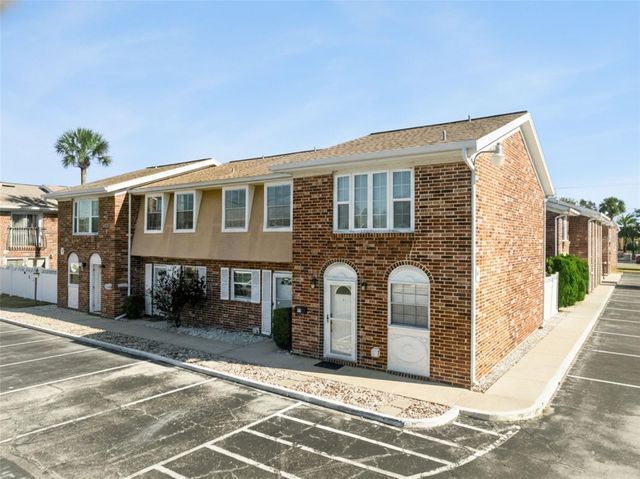 2200 S PALMETTO AVENUE F020, South Daytona, FL 32119