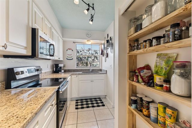 2200 S PALMETTO AVENUE F020, South Daytona, FL 32119