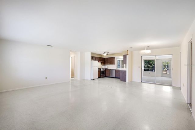 3305 HIGHLAND AVENUE W, Bradenton, FL 34205