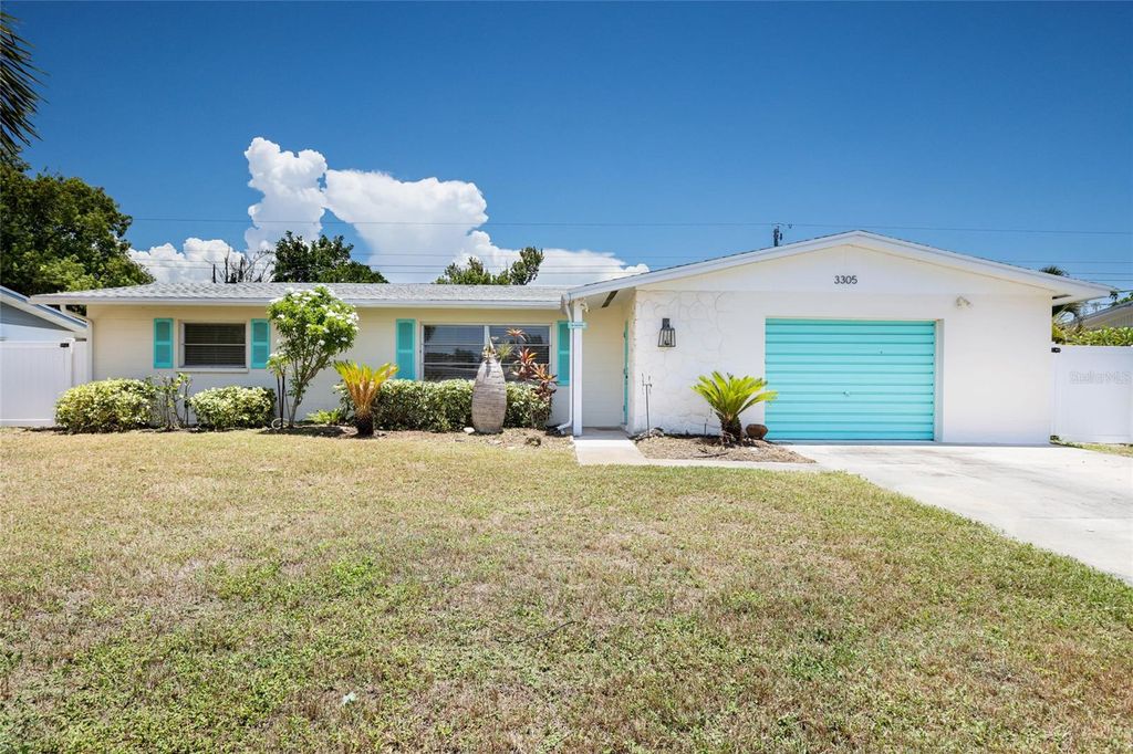3305 HIGHLAND AVENUE W, Bradenton, FL 34205