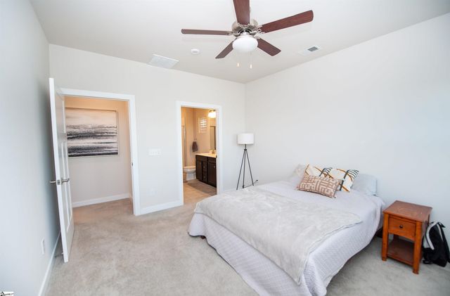 912 Bernstein Avenue, Spartanburg, SC 29302