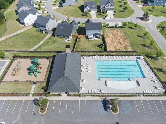 912 Bernstein Avenue, Spartanburg, SC 29302