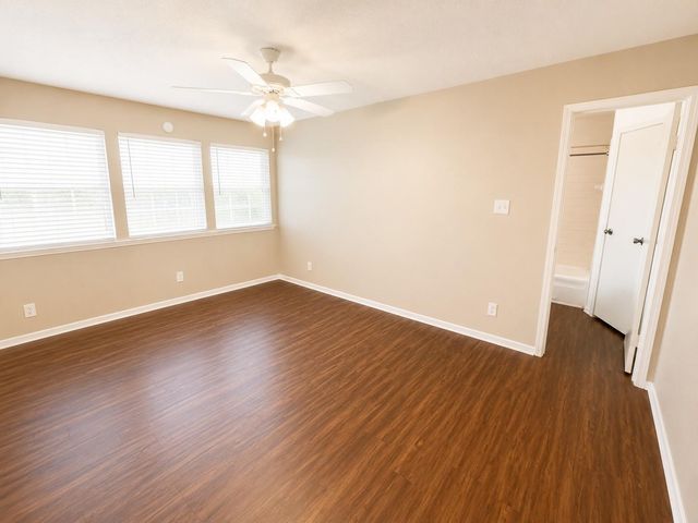 22413 Tree House Lane, Spring, TX 77373