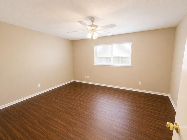 22413 Tree House Lane, Spring, TX 77373