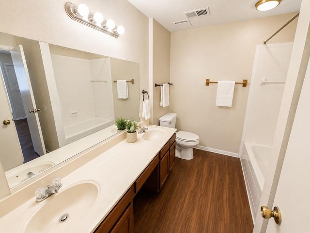 22413 Tree House Lane, Spring, TX 77373