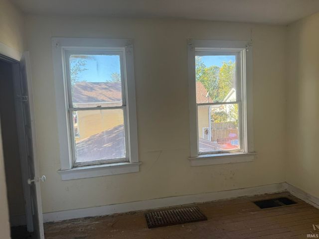 1515 Tecumseh Street, Fort Wayne, IN 46805