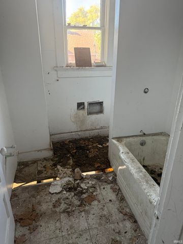 1515 Tecumseh Street, Fort Wayne, IN 46805