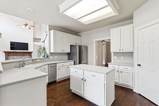 5800 Kingsbrook Drive, Plano, TX 75093