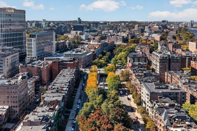 362 Commonwealth Ave 4D, Boston, MA 02115