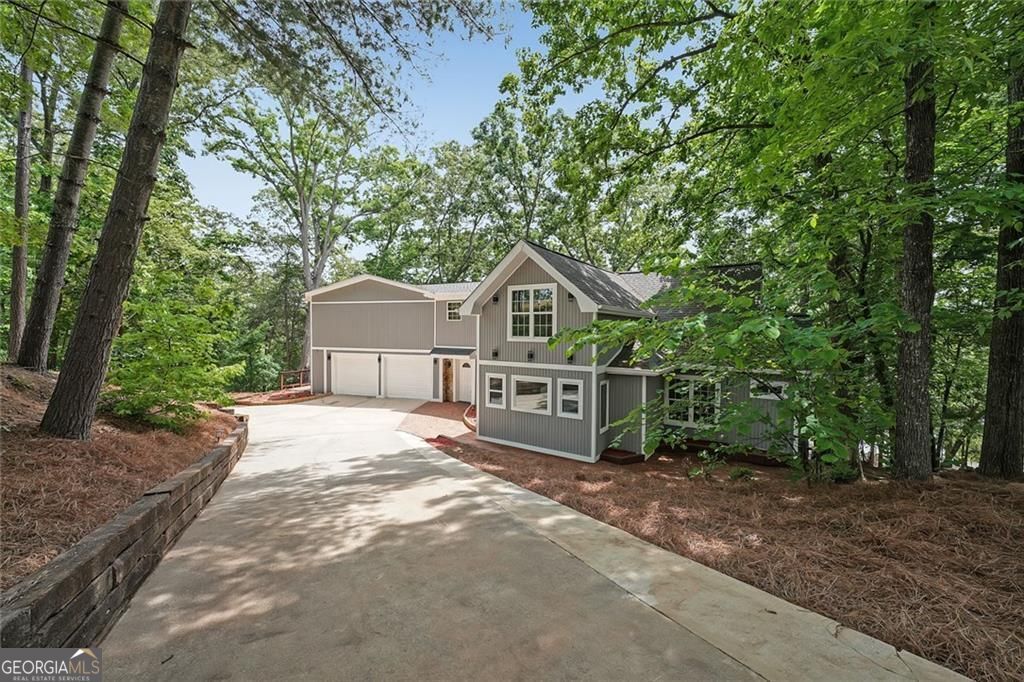 9460 Chestatee Court, Gainesville, GA 30506