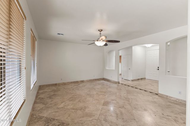 14089 W CHARTER OAK Road, Surprise, AZ 85379