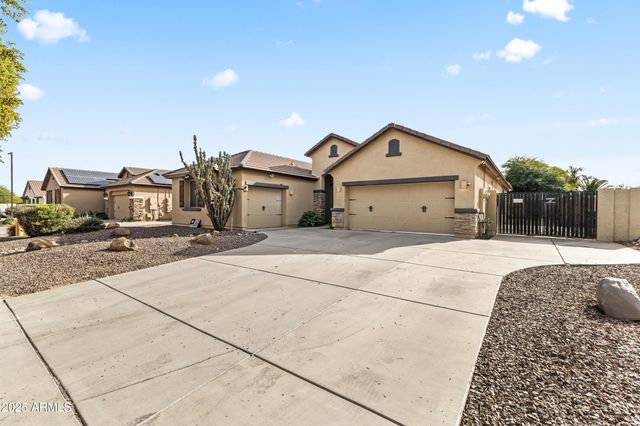 14089 W CHARTER OAK Road, Surprise, AZ 85379