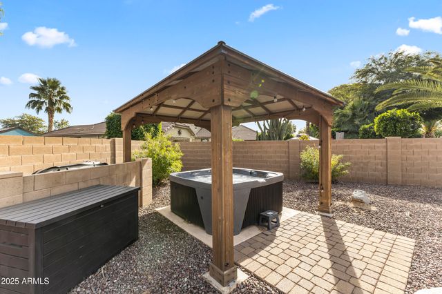 14089 W CHARTER OAK Road, Surprise, AZ 85379