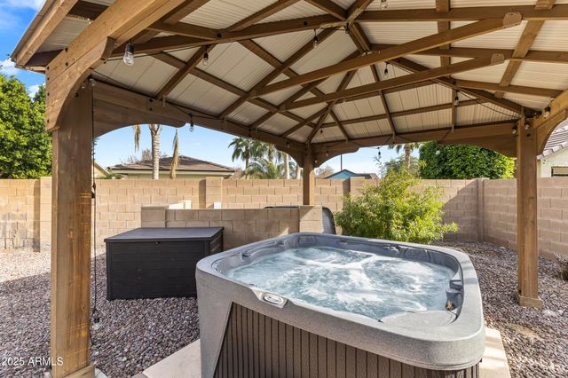 14089 W CHARTER OAK Road, Surprise, AZ 85379