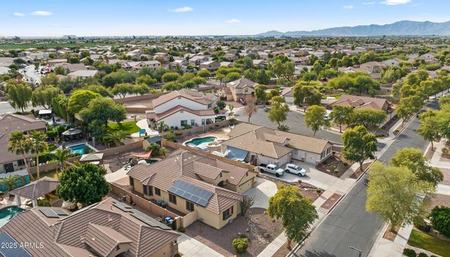 14089 W CHARTER OAK Road, Surprise, AZ 85379