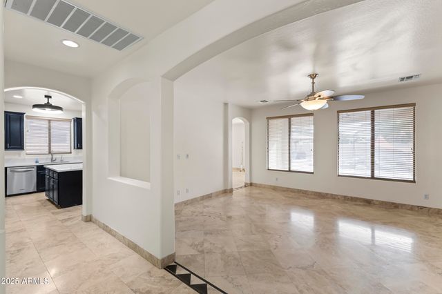 14089 W CHARTER OAK Road, Surprise, AZ 85379