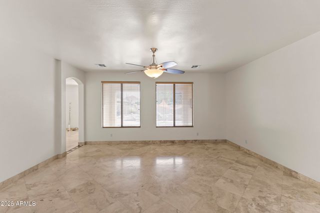 14089 W CHARTER OAK Road, Surprise, AZ 85379