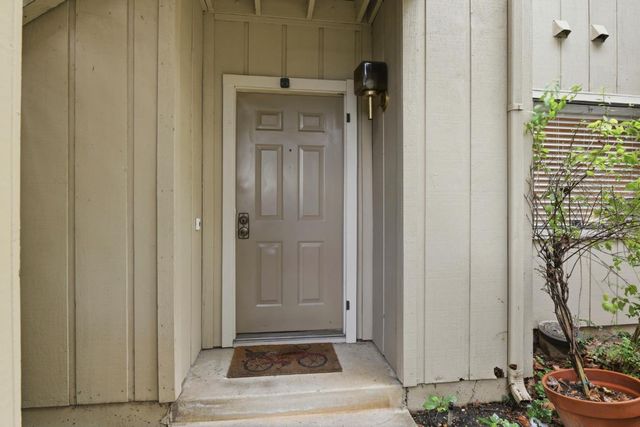 5697 Makati Circle B, San Jose, CA 95123