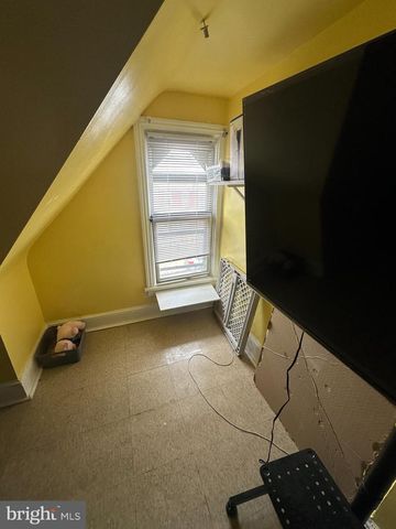 4915 KNORR ST, Philadelphia, PA 19135