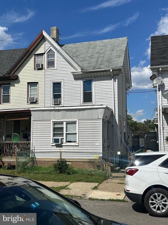 4915 KNORR ST, Philadelphia, PA 19135