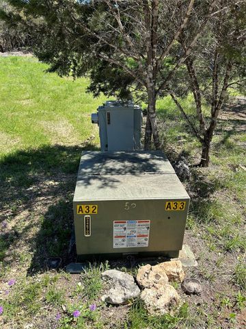 23 Heathrow LN, Wimberley, TX 78676