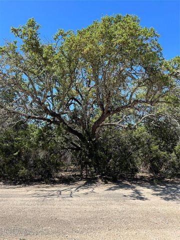 23 Heathrow LN, Wimberley, TX 78676