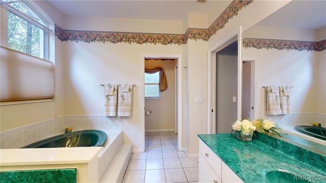 4396 N Forest Lake Drive, Hernando, FL 34442