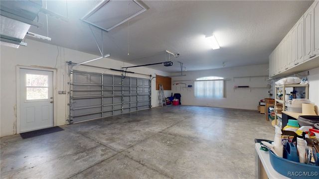 4396 N Forest Lake Drive, Hernando, FL 34442