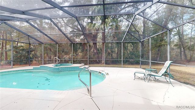 4396 N Forest Lake Drive, Hernando, FL 34442