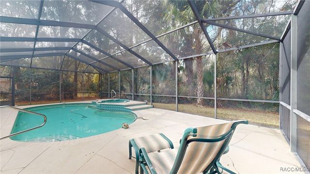 4396 N Forest Lake Drive, Hernando, FL 34442