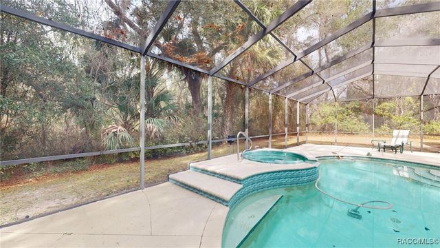 4396 N Forest Lake Drive, Hernando, FL 34442