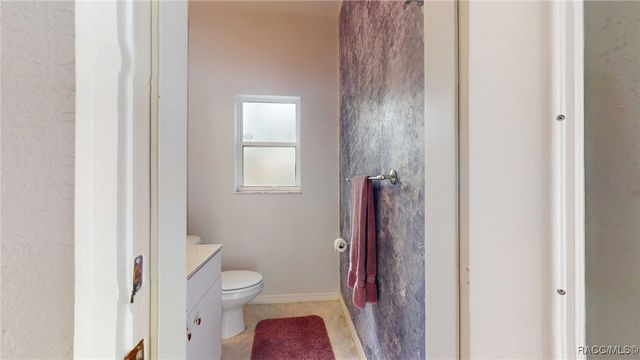 4396 N Forest Lake Drive, Hernando, FL 34442